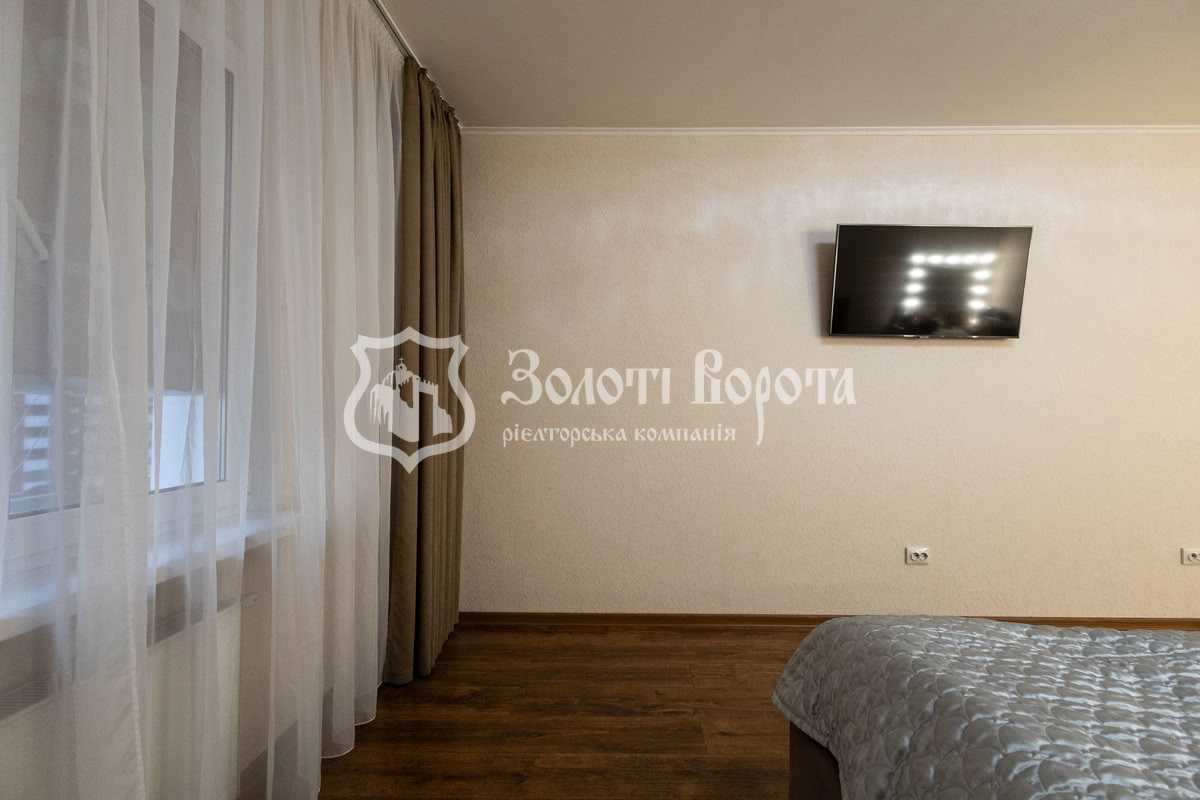 Продажа 3-комнатной квартиры 101.7 м², Балтийский пер., 3