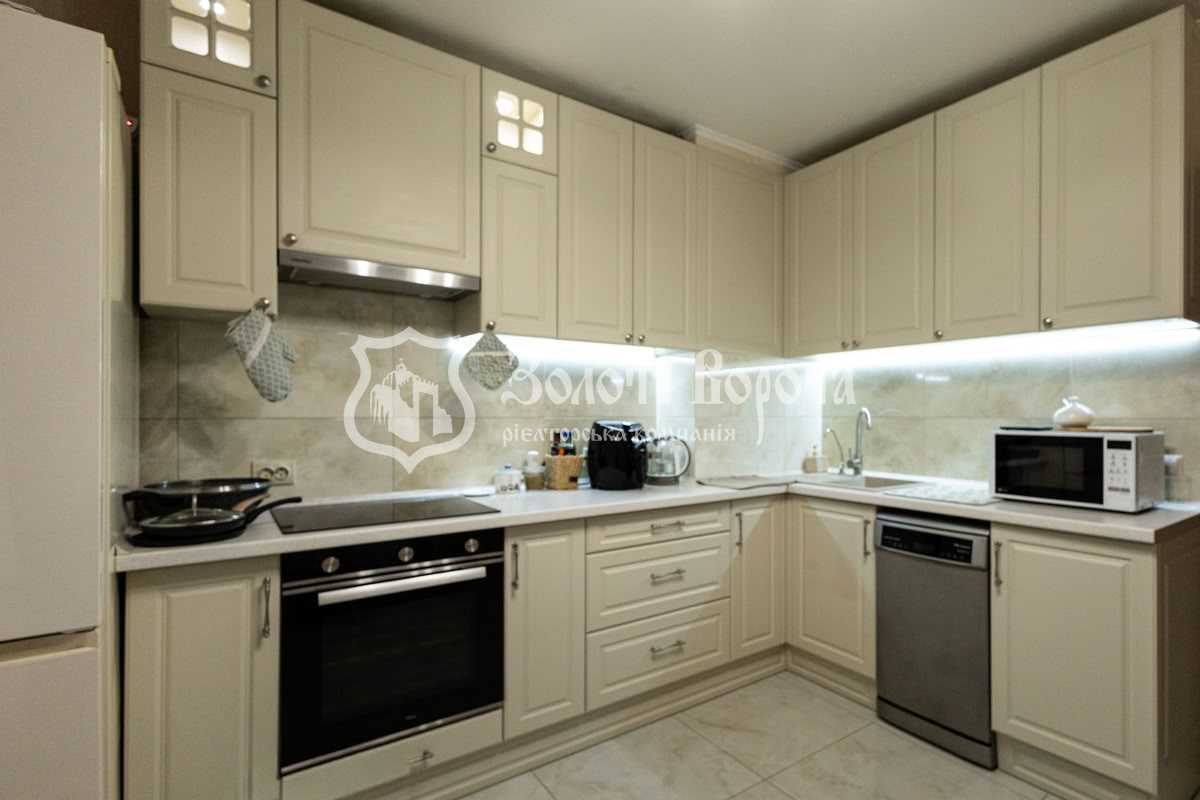 Продажа 3-комнатной квартиры 101.7 м², Балтийский пер., 3