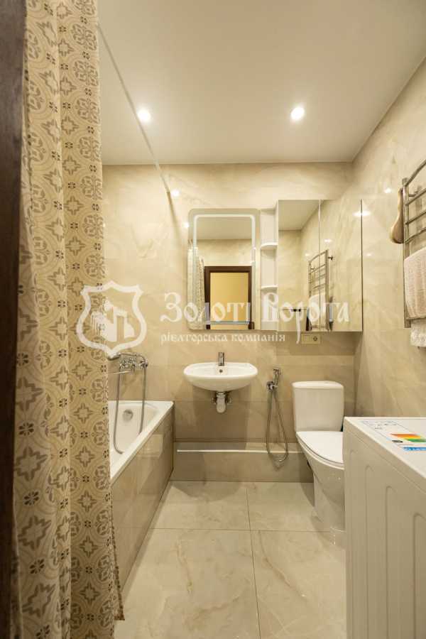 Продажа 3-комнатной квартиры 101.7 м², Балтийский пер., 3