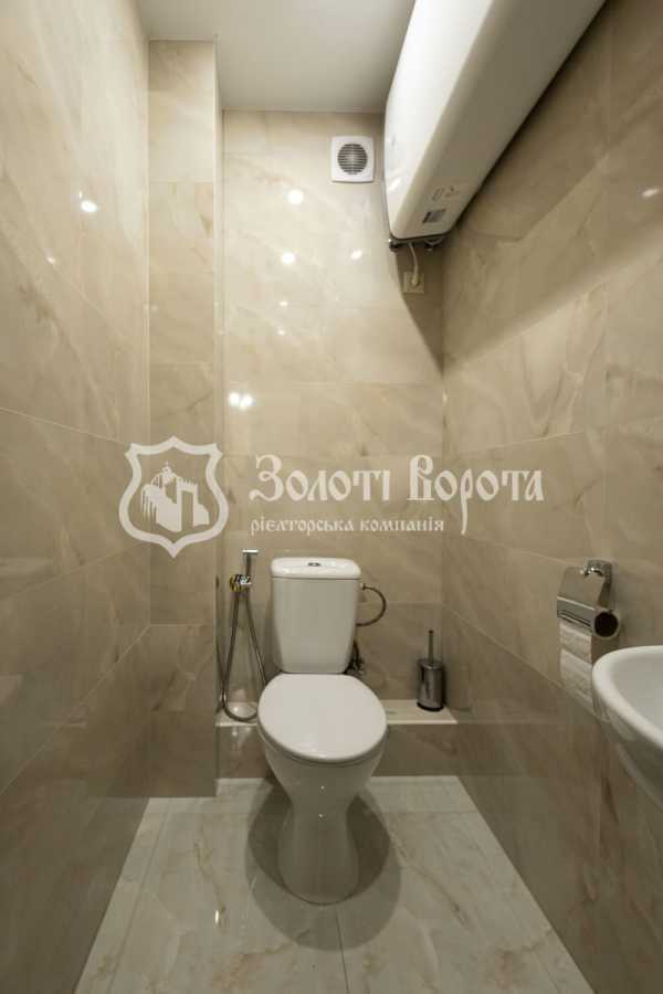 Продажа 3-комнатной квартиры 101.7 м², Балтийский пер., 3