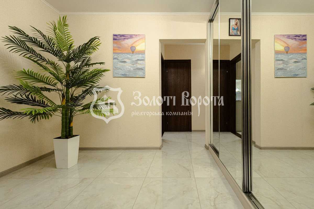 Продажа 3-комнатной квартиры 101.7 м², Балтийский пер., 3