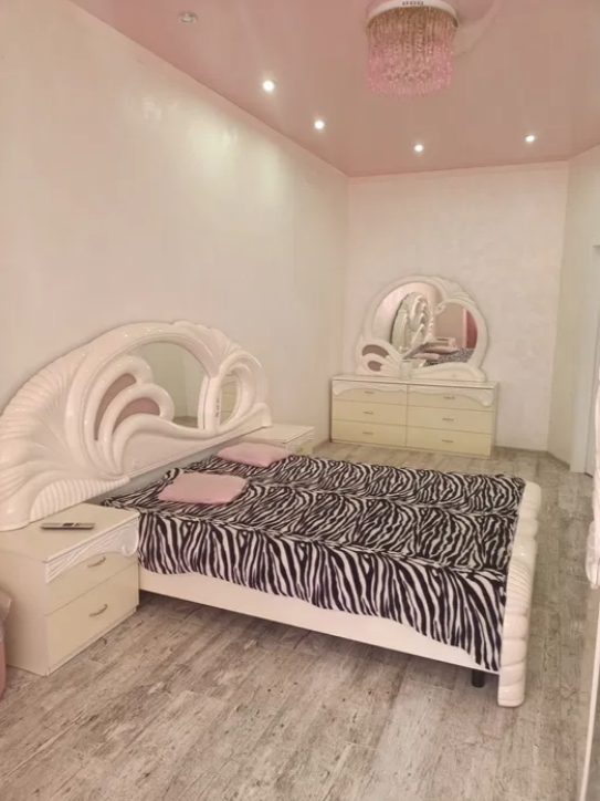 Продажа 2-комнатной квартиры 60 м², Львовская ул.
