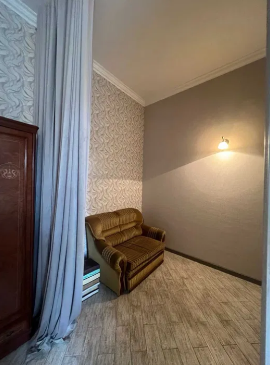 Продаж 1-кімнатної квартири 33 м², Прохоровская вул.