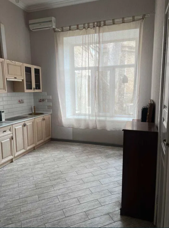 Продаж 1-кімнатної квартири 33 м², Прохоровская вул.