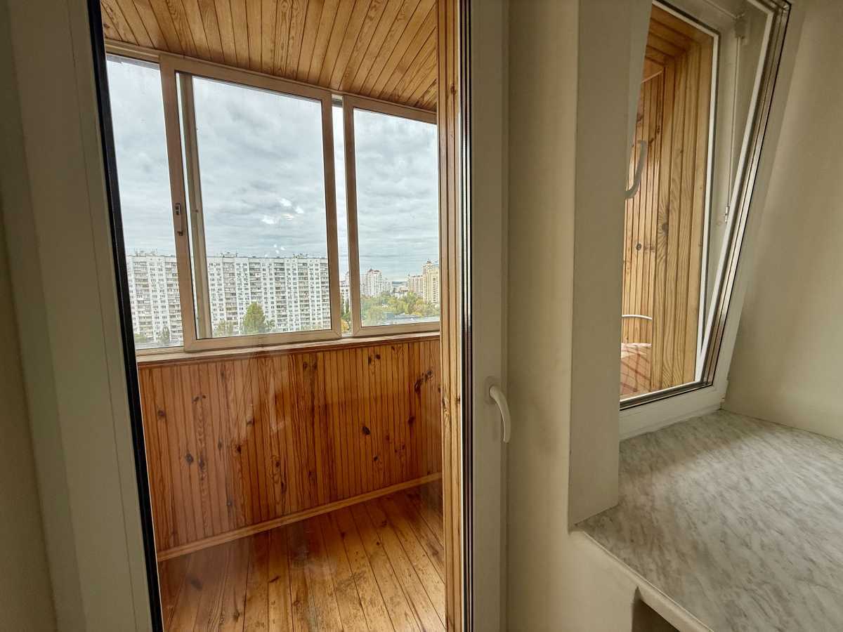 Аренда 3-комнатной квартиры 170 м², Героев Сталинграда просп., 16В
