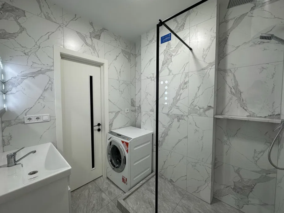 Продаж студії 28 м², Пішонівська вул.