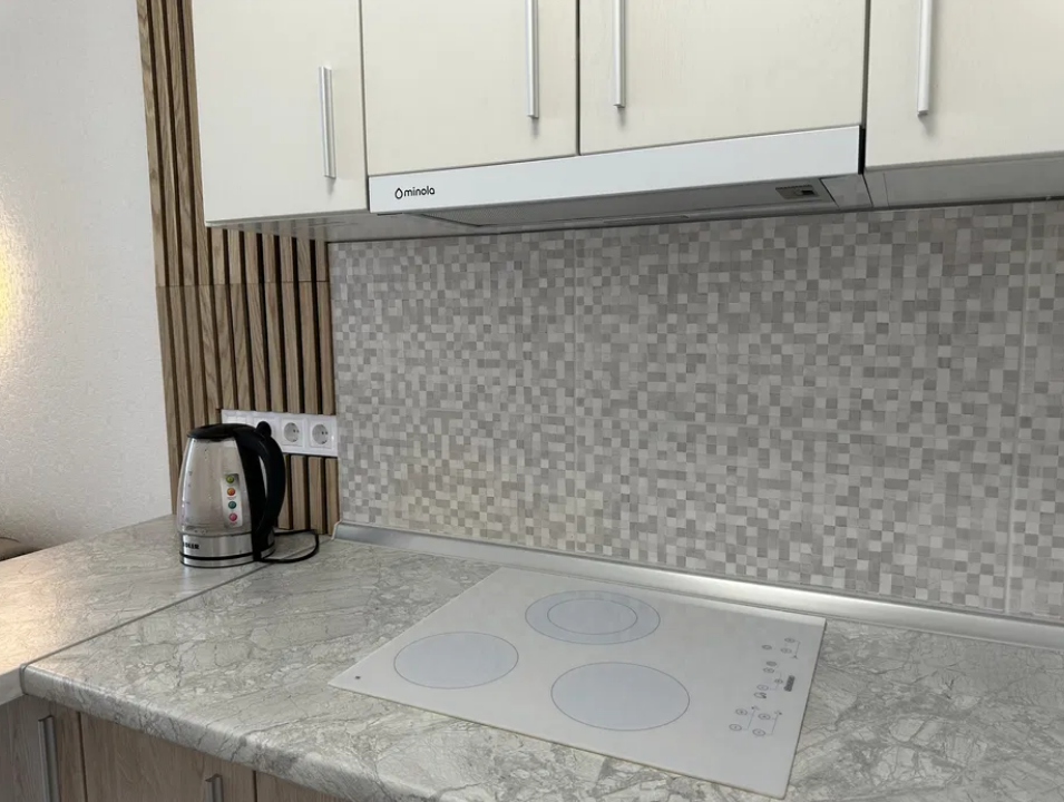 Продаж студії 28 м², Пішонівська вул.