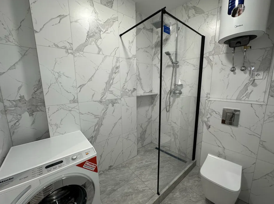 Продаж студії 28 м², Пішонівська вул.