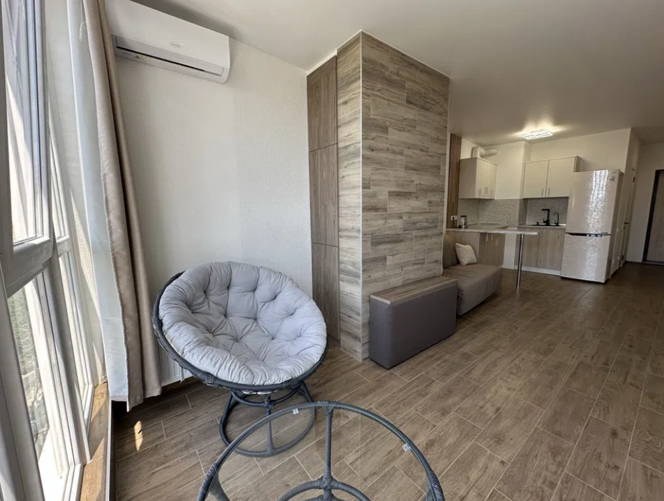 Продаж студії 28 м², Пішонівська вул.