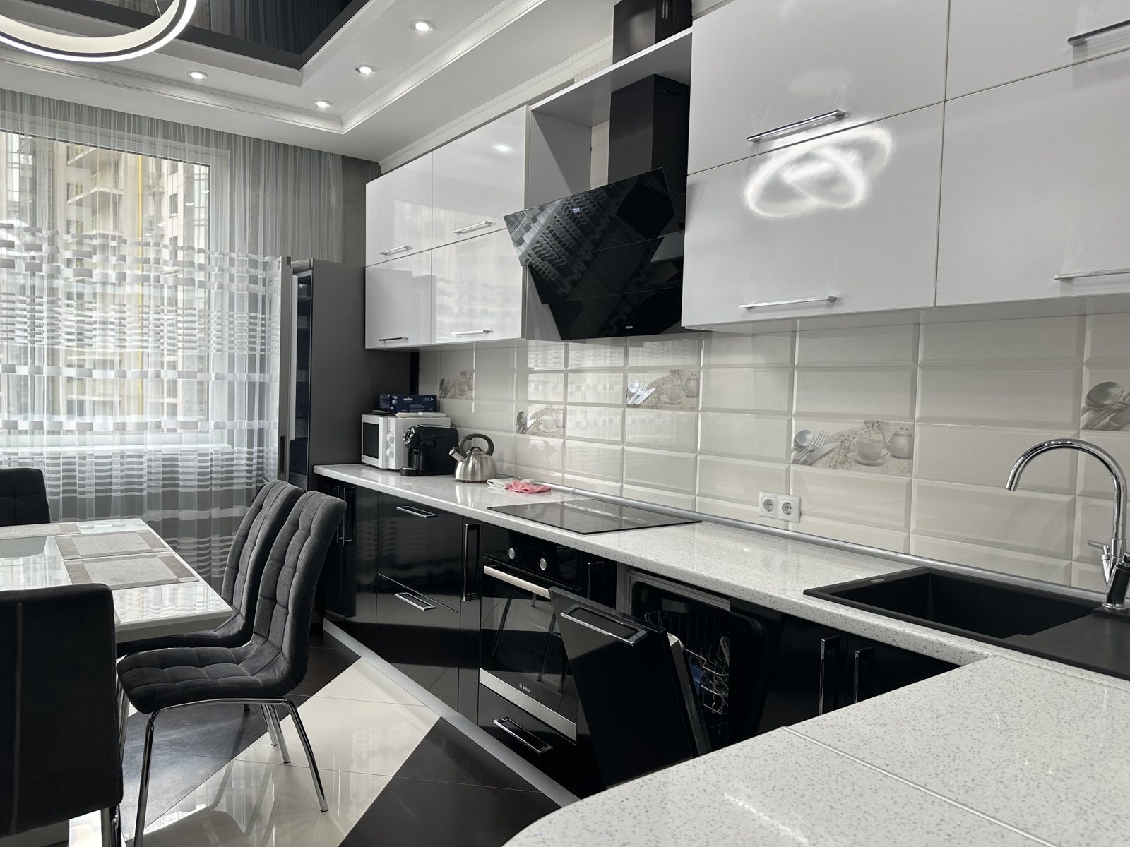 Аренда 2-комнатной квартиры 70 м², Жемчужная ул., ул.1 А