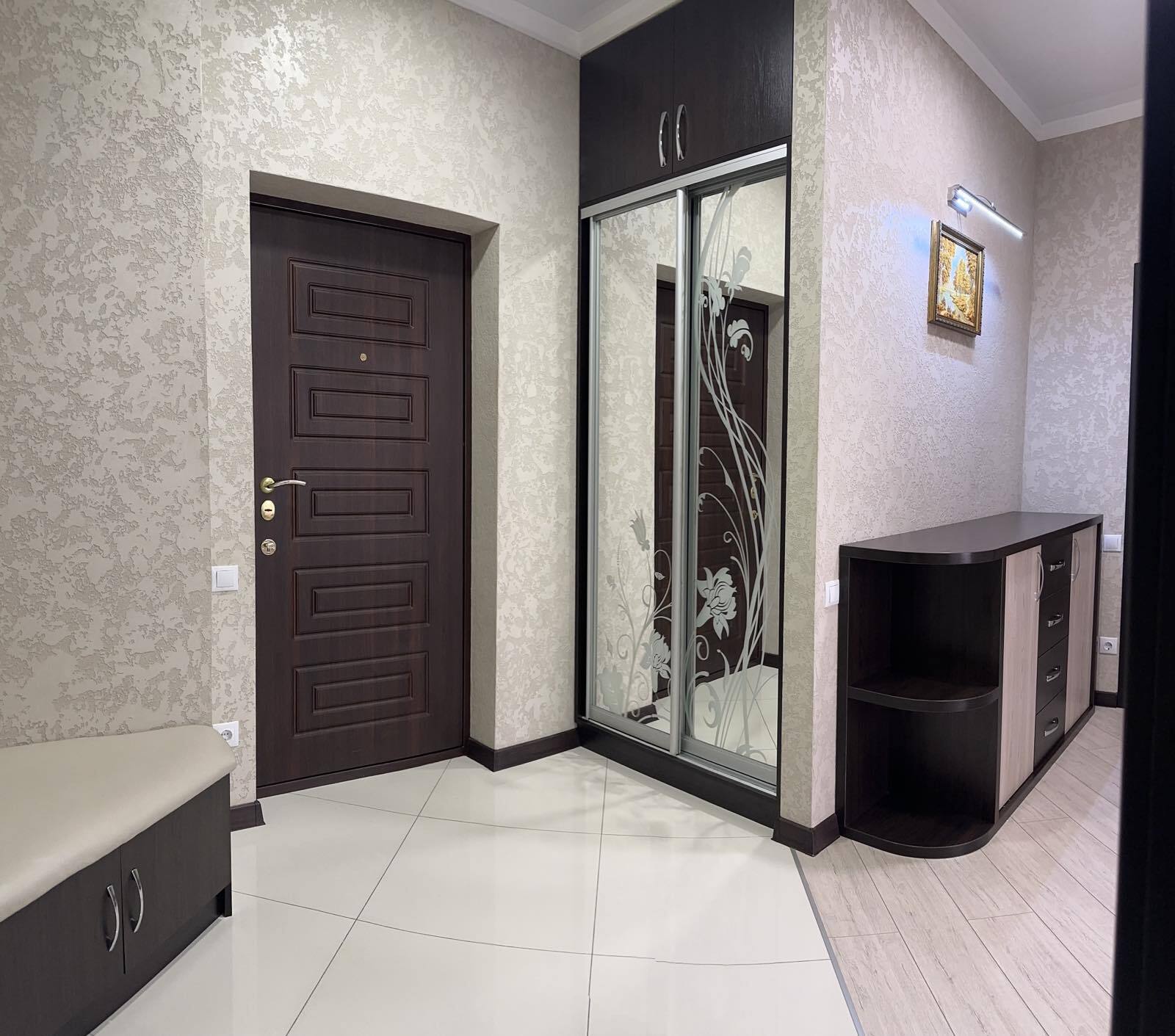 Аренда 2-комнатной квартиры 70 м², Жемчужная ул., ул.1 А
