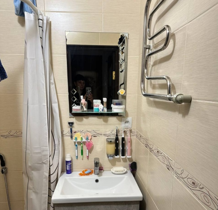 Продаж 1-кімнатної квартири 31 м², Середньофонтанська вул.