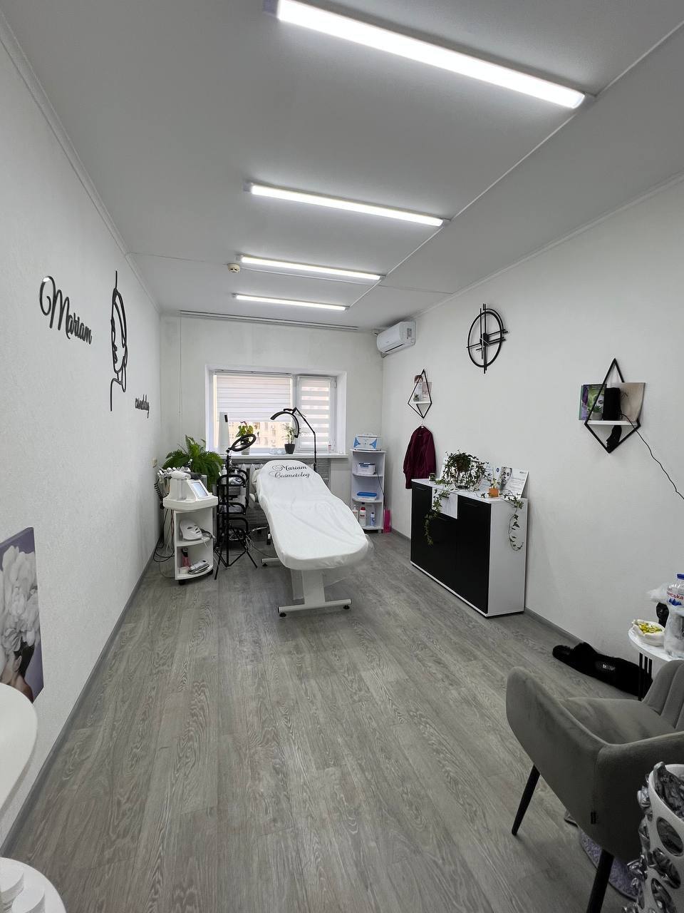 Продажа офиса 315 м², Успенская пл., 11
