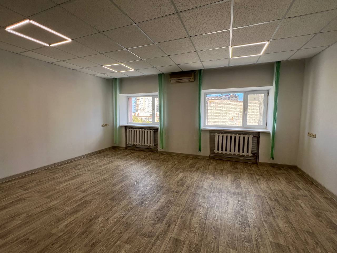 Продажа офиса 315 м², Успенская пл., 11