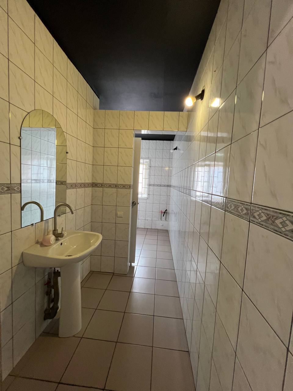 Продажа офиса 315 м², Успенская пл., 11