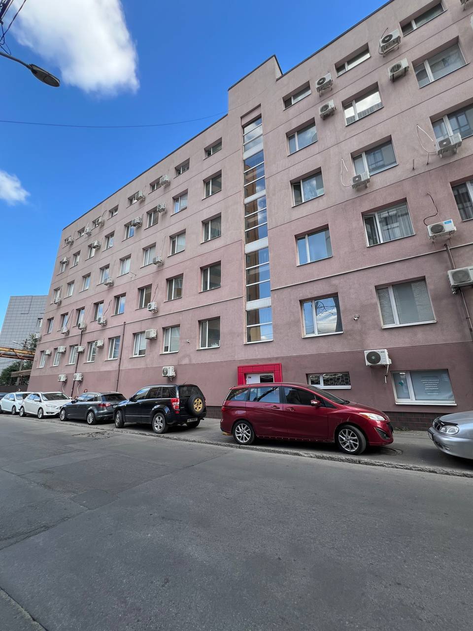 Продажа офиса 315 м², Успенская пл., 11