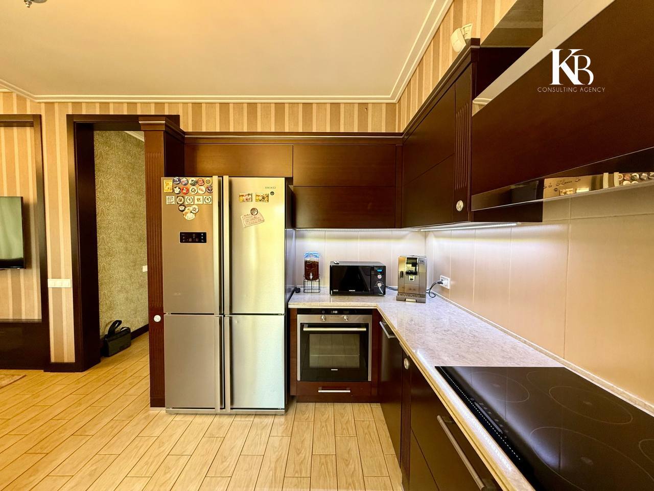 Продажа 5-комнатной квартиры 131 м², Кипарисный пер., 6