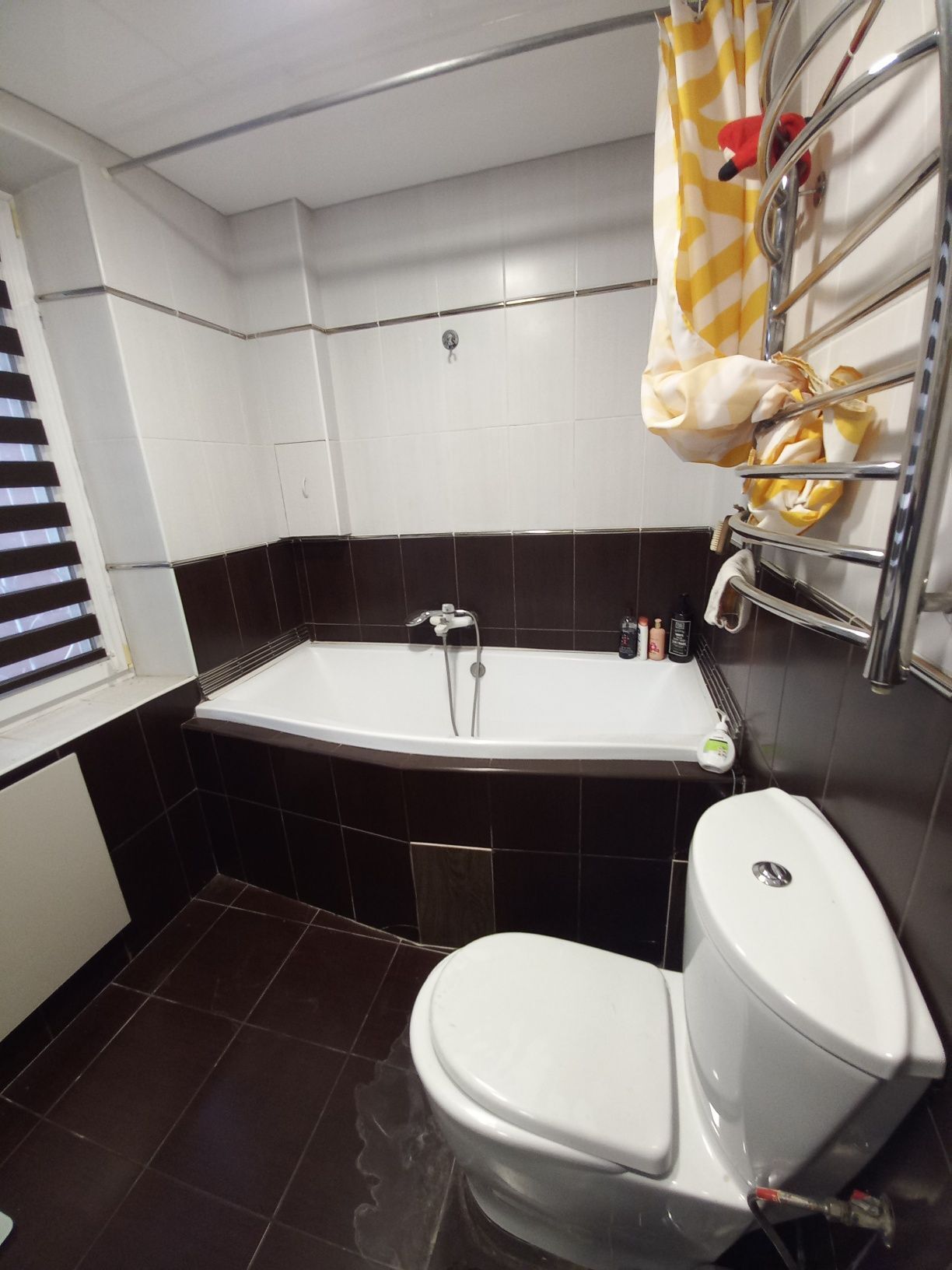 Продажа 3-комнатной квартиры 63 м², Юбилейный просп., 53