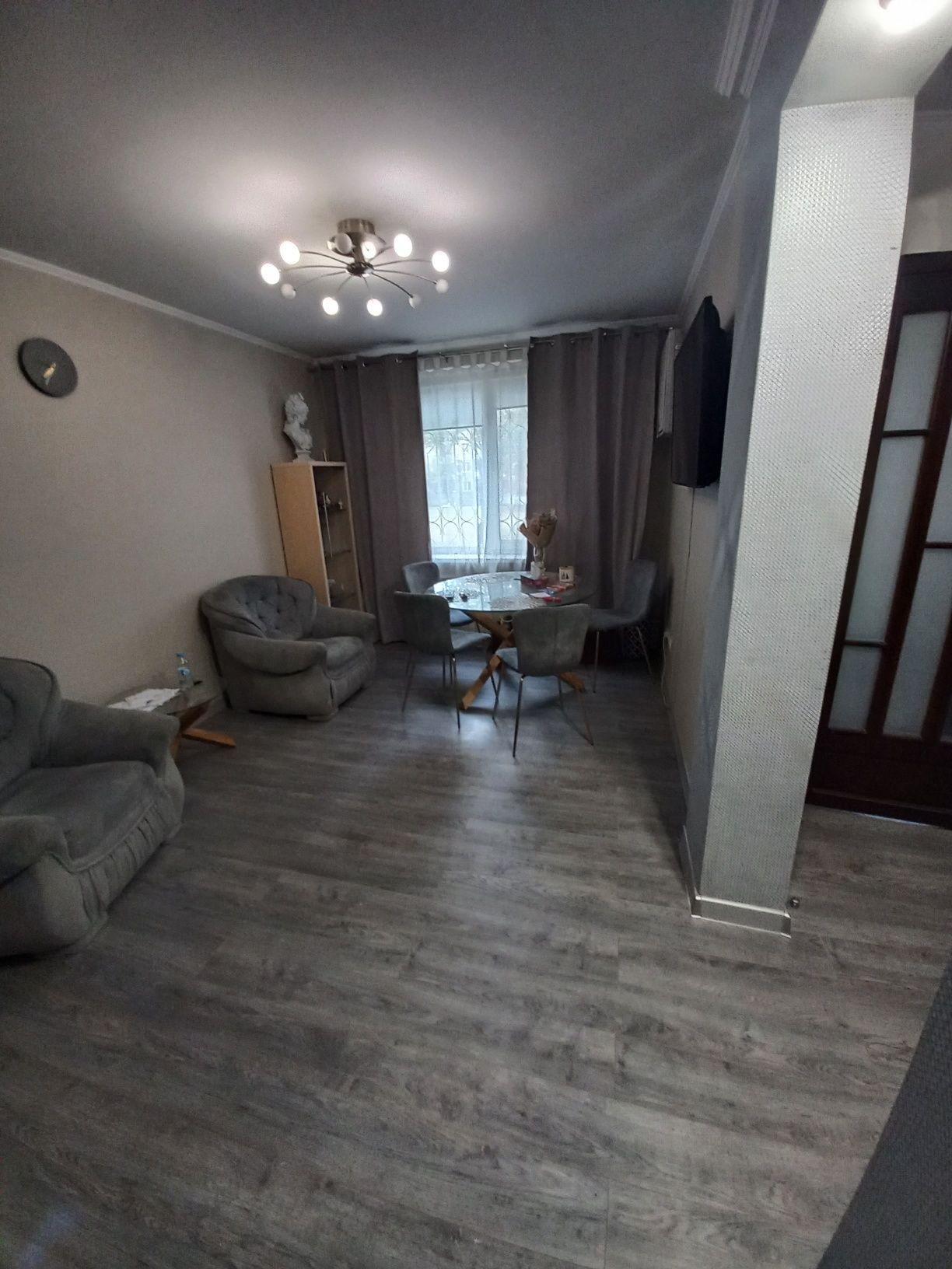 Продажа 3-комнатной квартиры 63 м², Юбилейный просп., 53