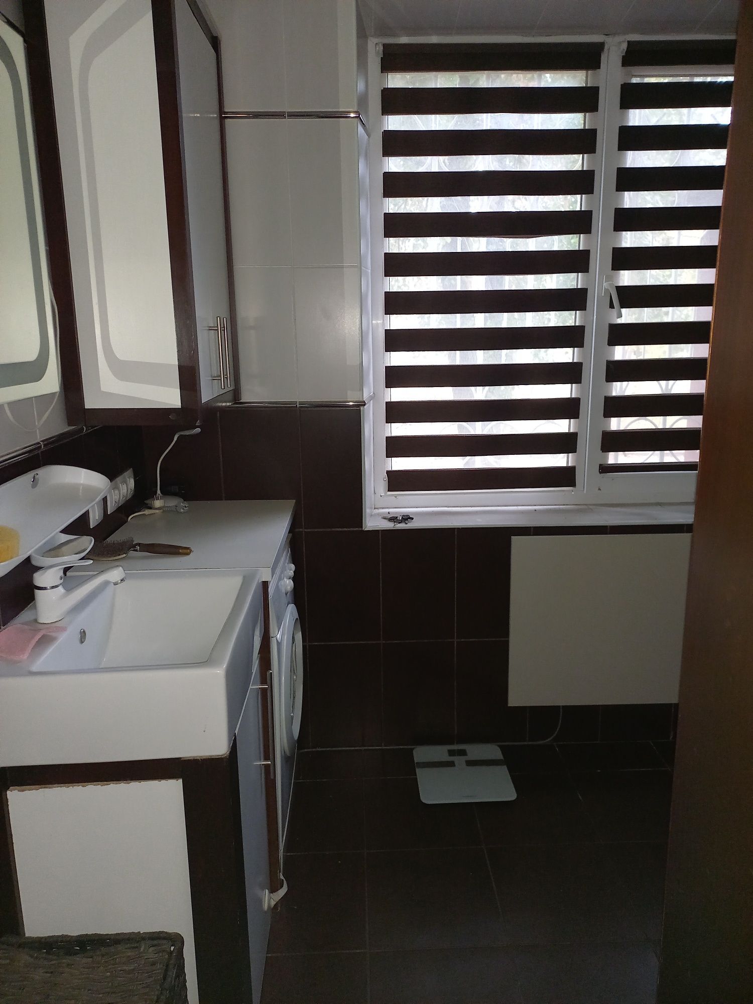 Продажа 3-комнатной квартиры 63 м², Юбилейный просп., 53