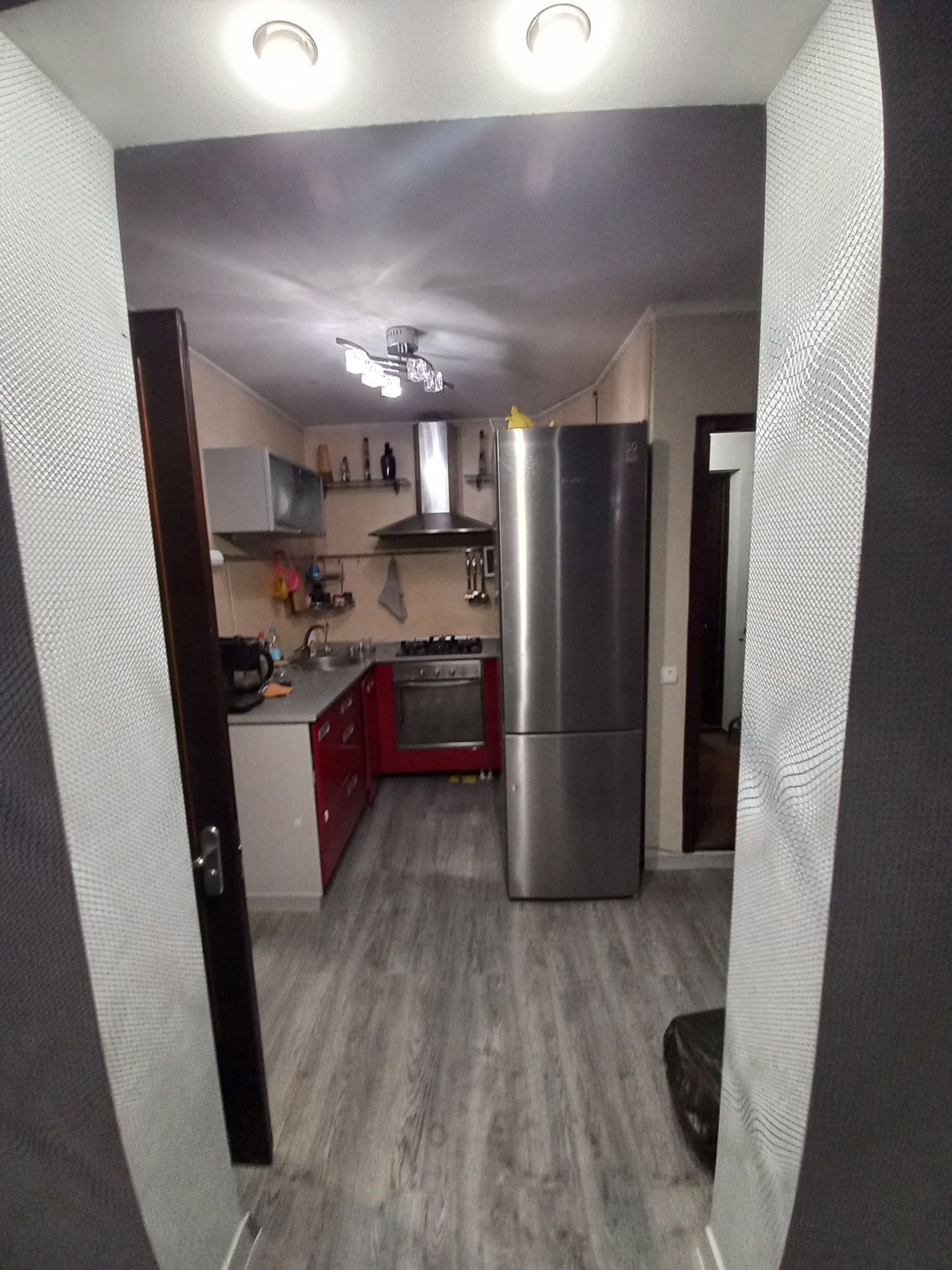 Продажа 3-комнатной квартиры 63 м², Юбилейный просп., 53