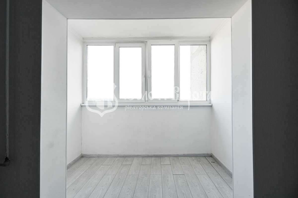 Продаж 3-кімнатної квартири 72.5 м², Миколи Закревського вул., 47А