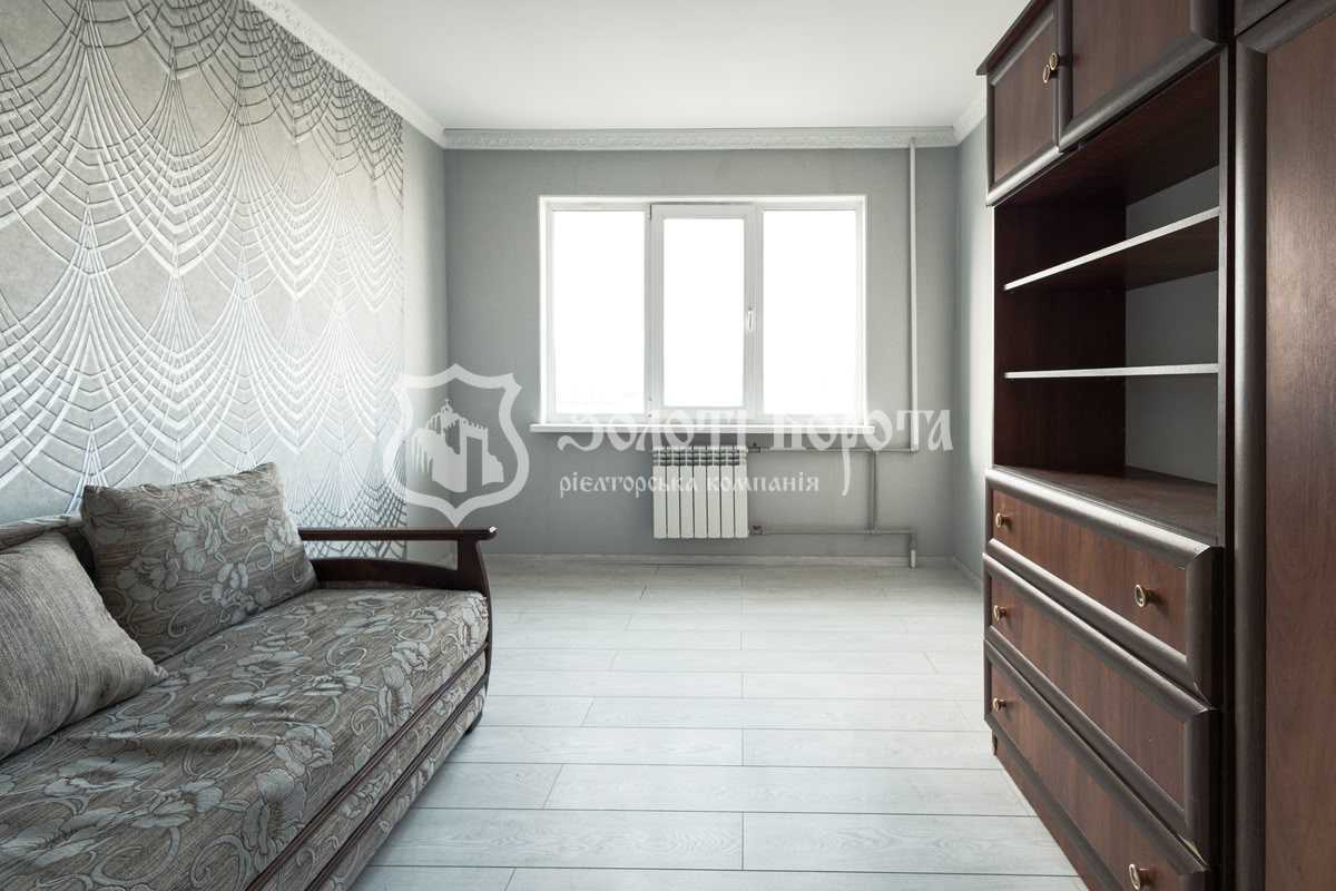 Продаж 3-кімнатної квартири 72.5 м², Миколи Закревського вул., 47А
