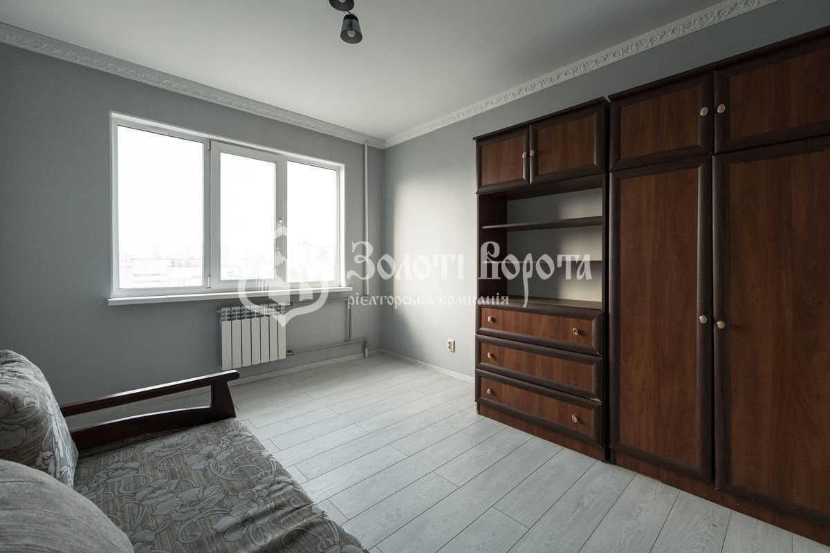 Продаж 3-кімнатної квартири 72.5 м², Миколи Закревського вул., 47А