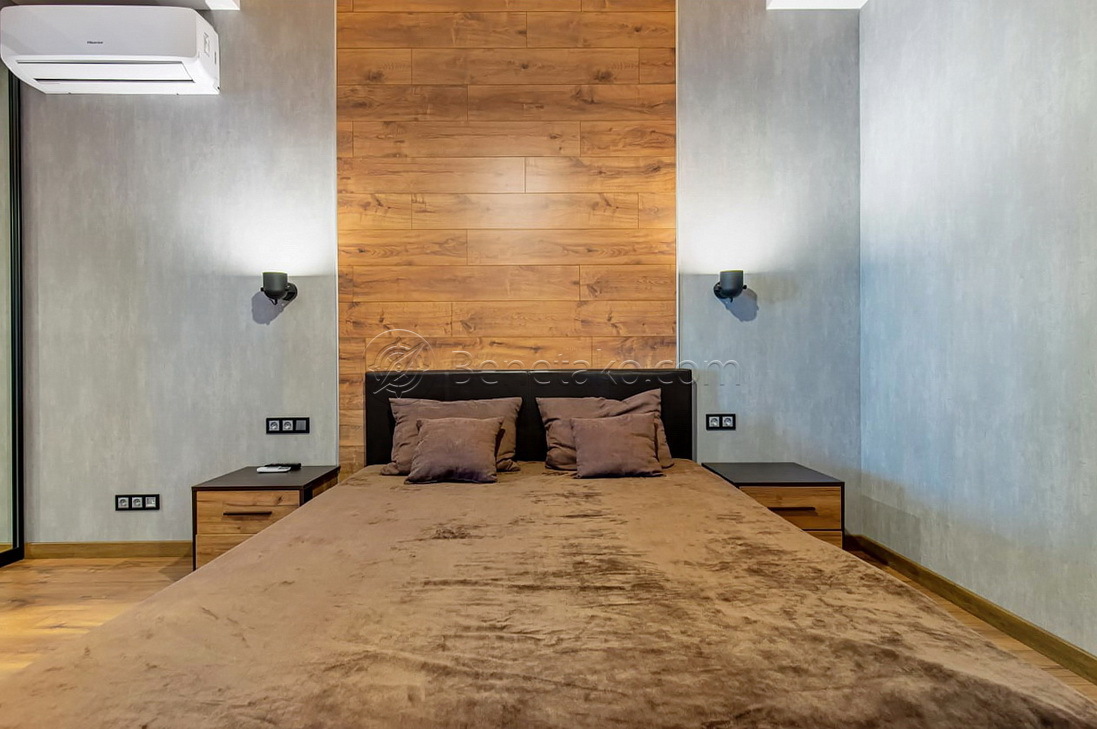 Аренда 3-комнатной квартиры 100 м², Мореходный пер., 2А