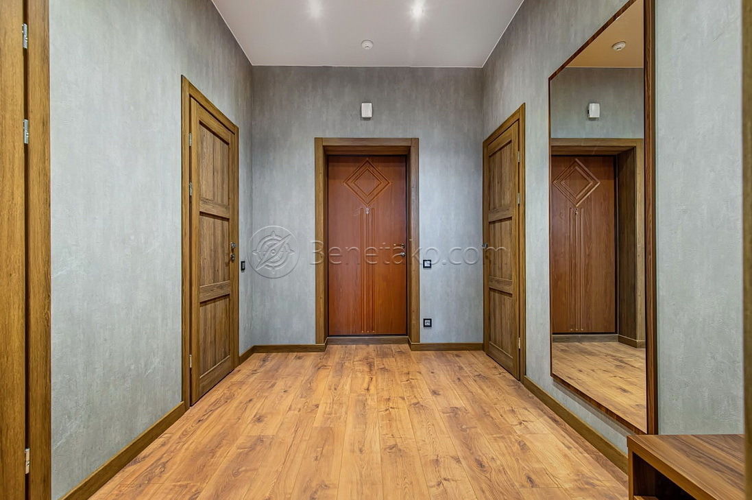 Аренда 3-комнатной квартиры 100 м², Мореходный пер., 2А