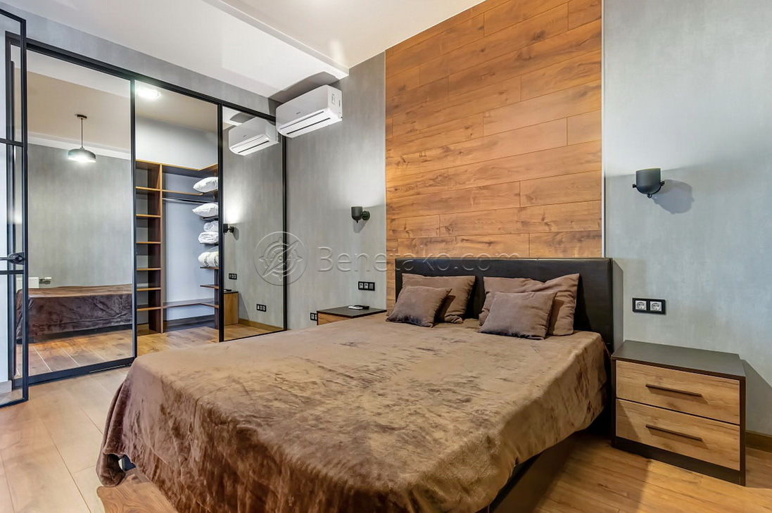 Аренда 3-комнатной квартиры 100 м², Мореходный пер., 2А