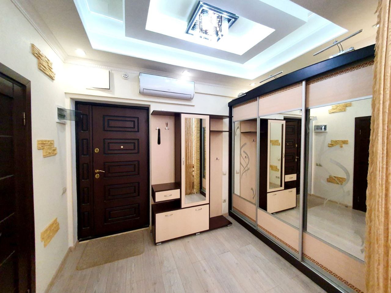 Аренда 1-комнатной квартиры 45 м², Архитекторская ул.