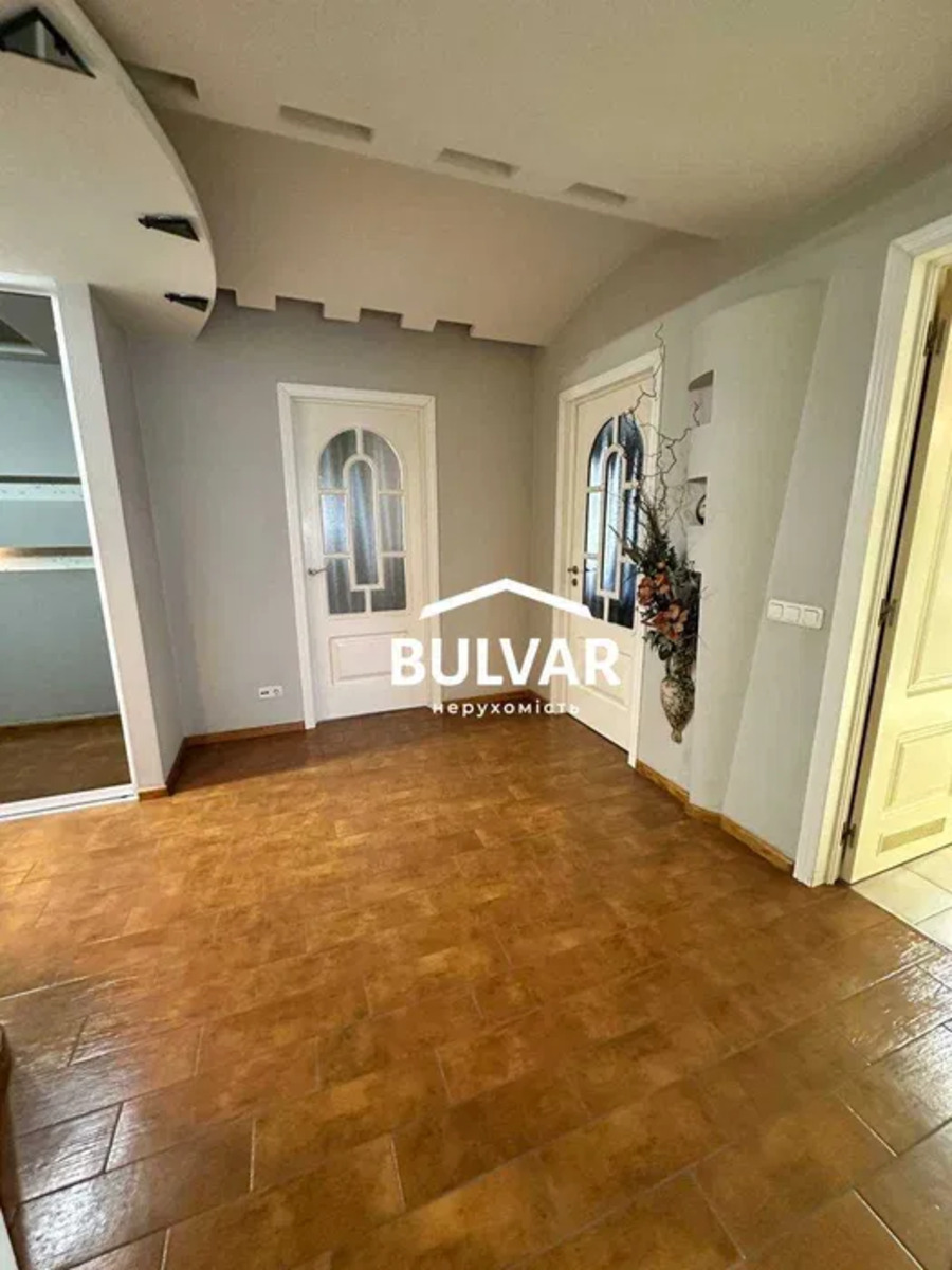 Продажа 3-комнатной квартиры 86 м², Космическая ул., 47