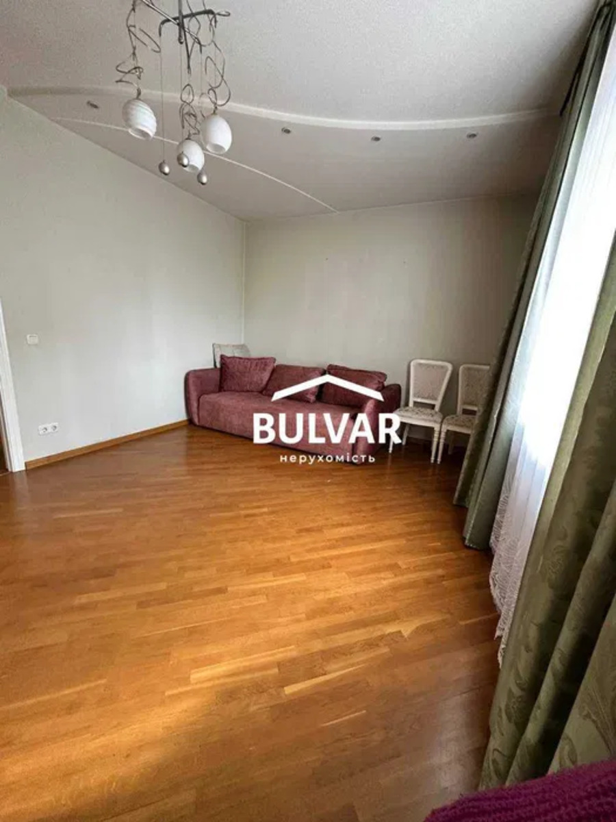 Продажа 3-комнатной квартиры 86 м², Космическая ул., 47