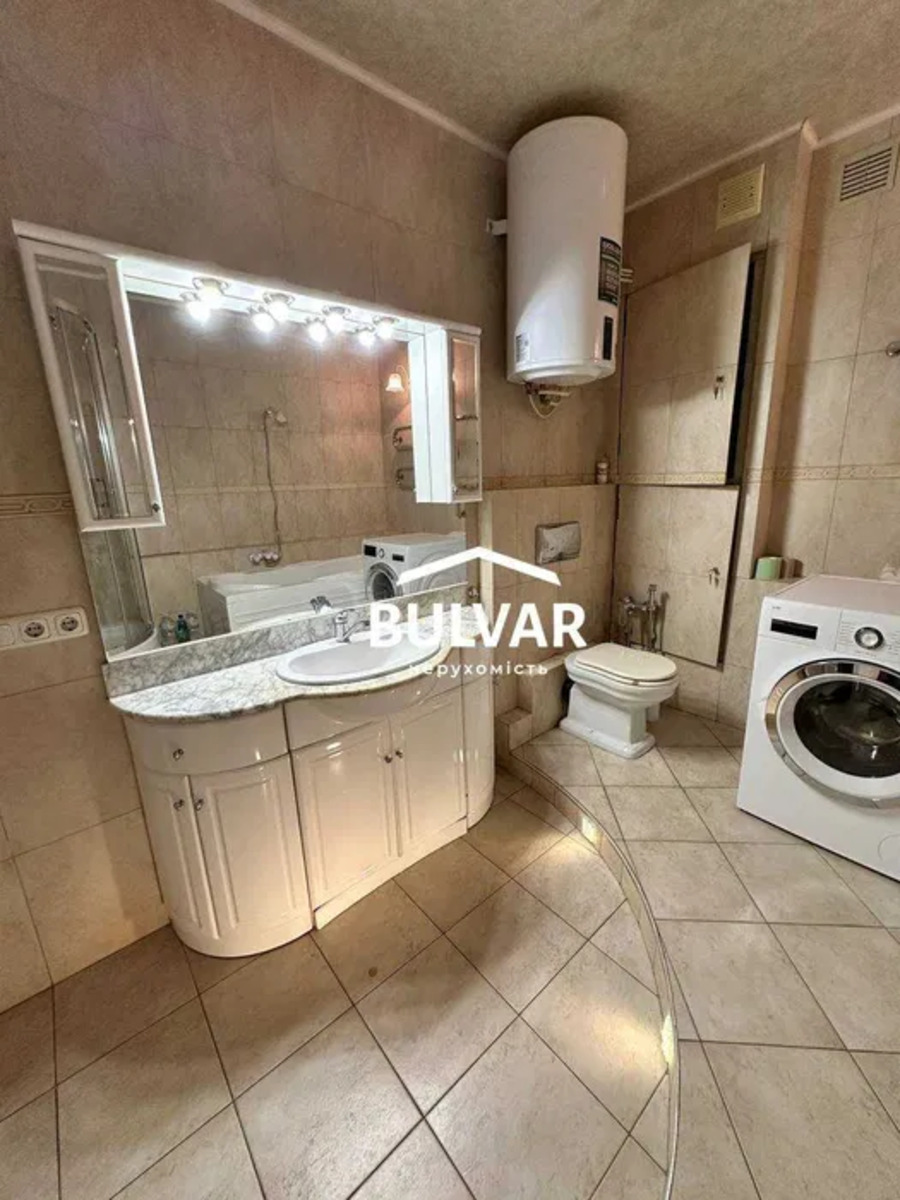 Продажа 3-комнатной квартиры 86 м², Космическая ул., 47