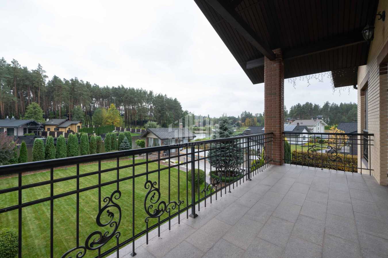 Продажа дома 332.3 м², Зарічна, 98