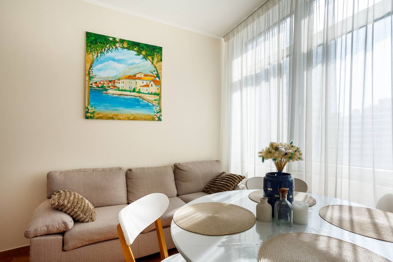 Оренда 1-кімнатної квартири 45 м², Каманіна вул., 16А/2