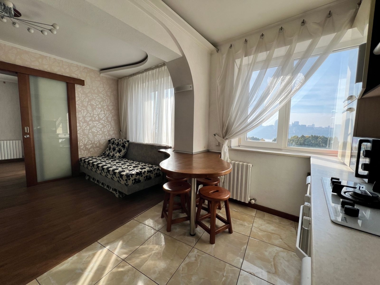 Продажа 3-комнатной квартиры 68 м², Маршала Малиновского ул., 36