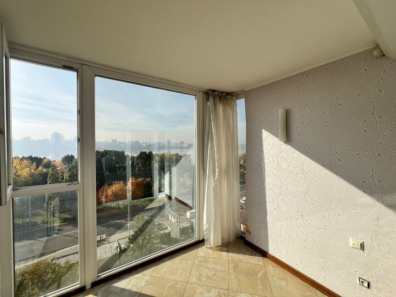 Продажа 3-комнатной квартиры 68 м², Маршала Малиновского ул., 36