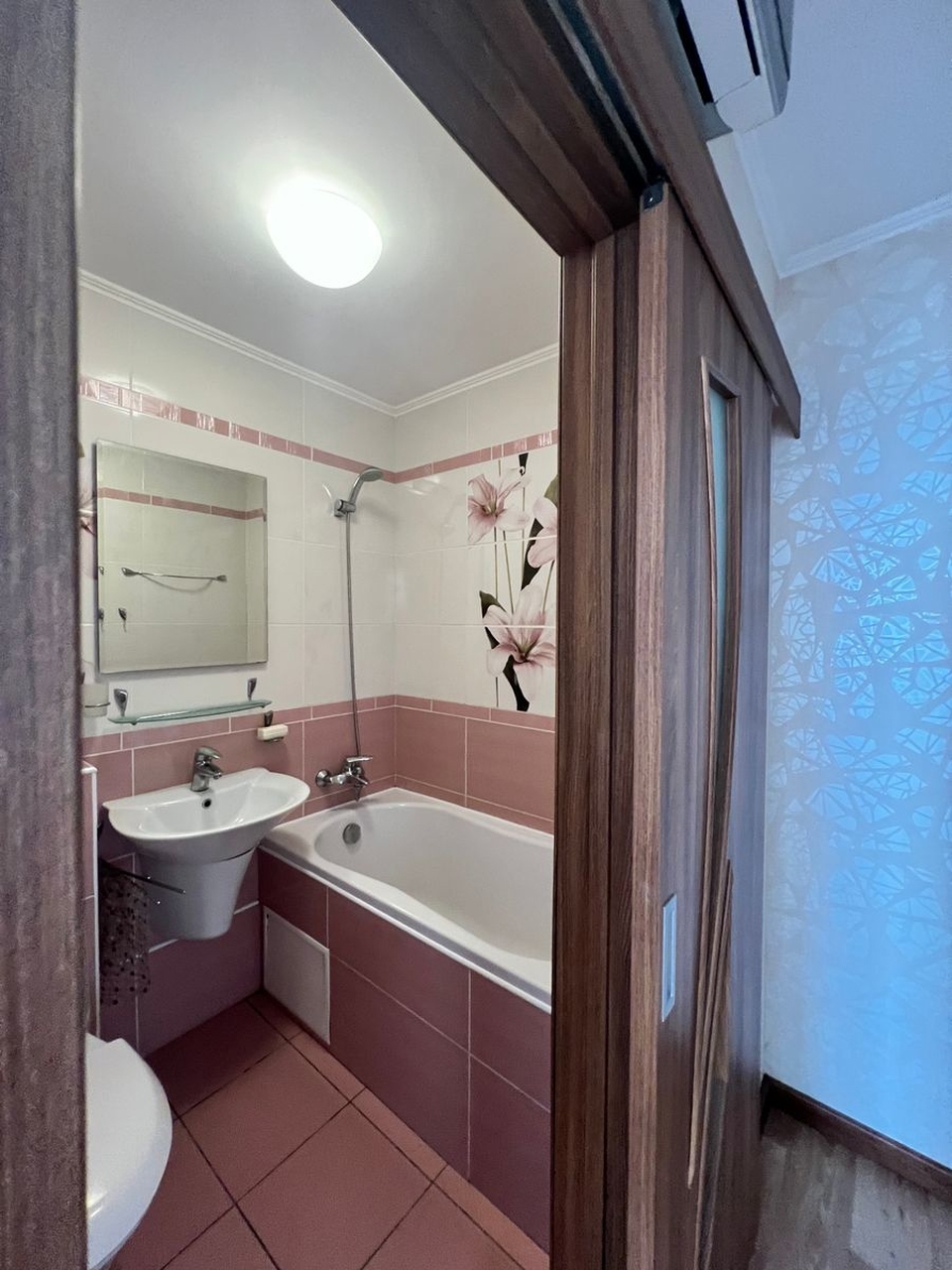 Продажа 3-комнатной квартиры 68 м², Маршала Малиновского ул., 36