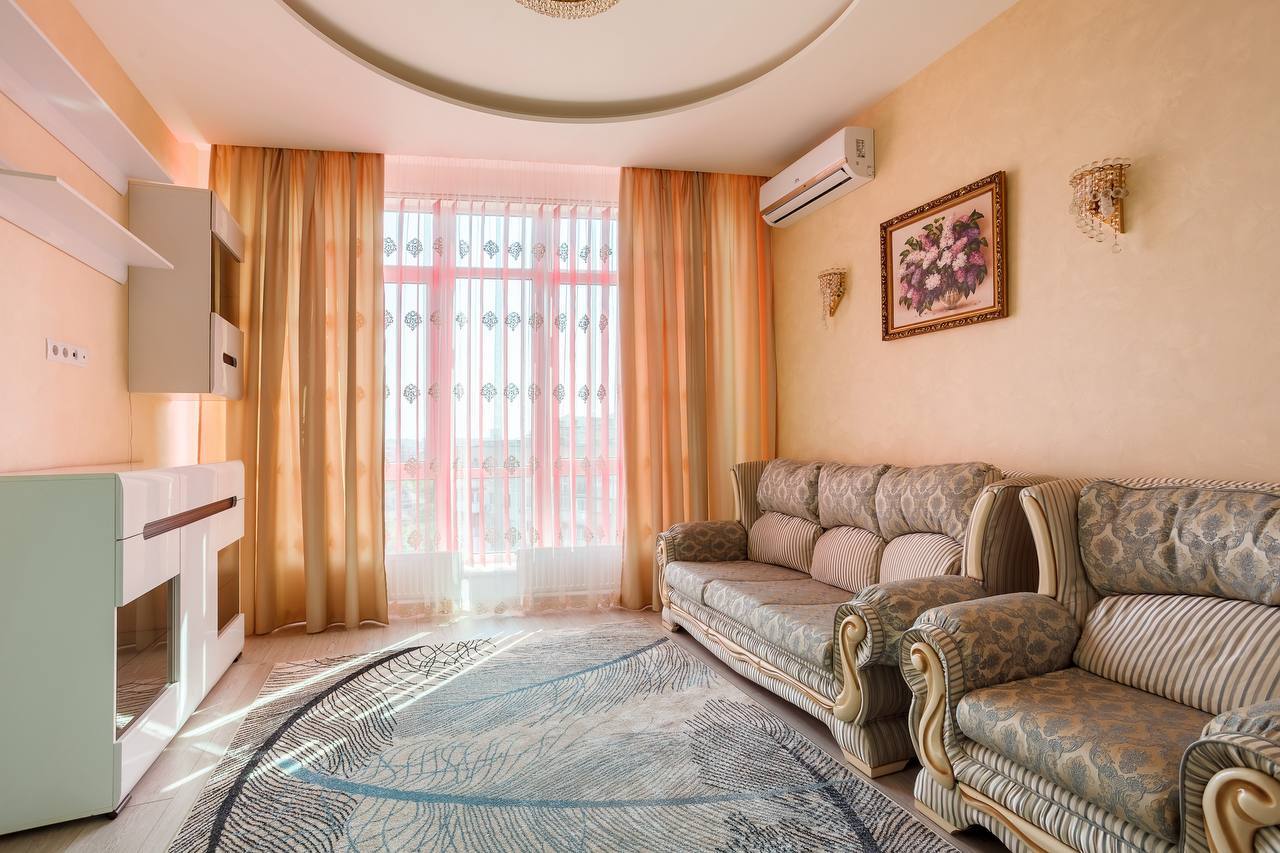 Аренда 3-комнатной квартиры 90 м², Аркадиевский пер., 9/1