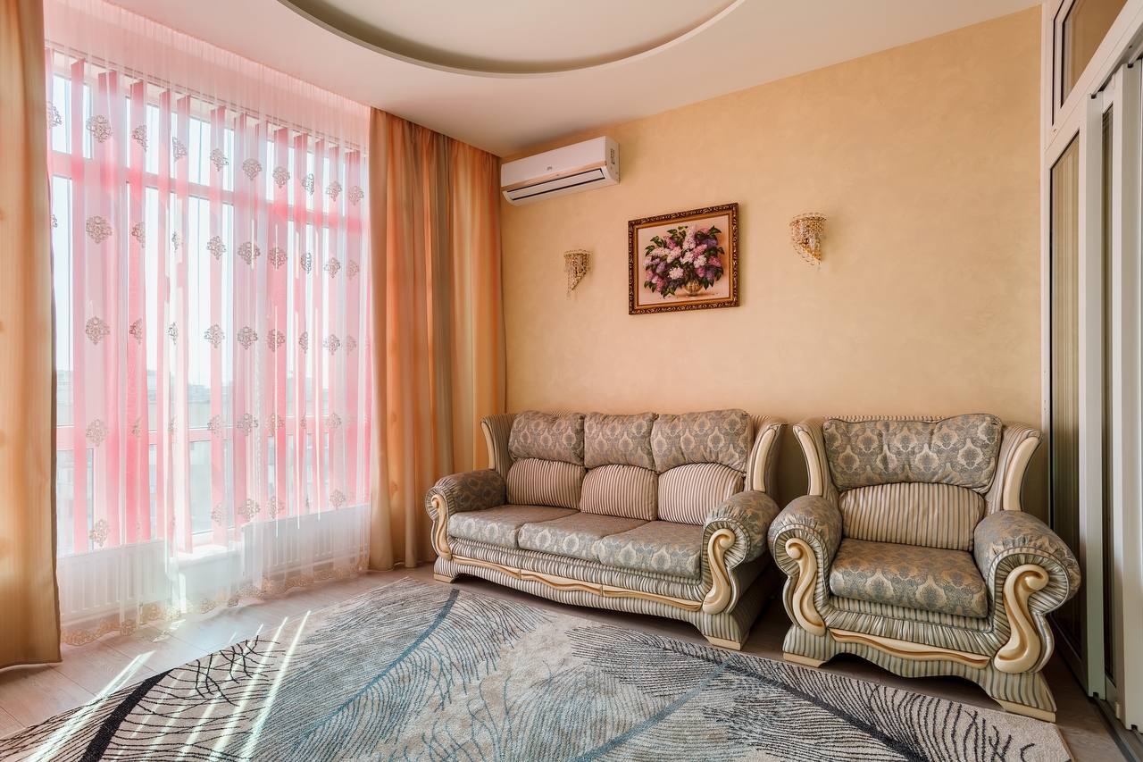 Аренда 3-комнатной квартиры 90 м², Аркадиевский пер., 9/1