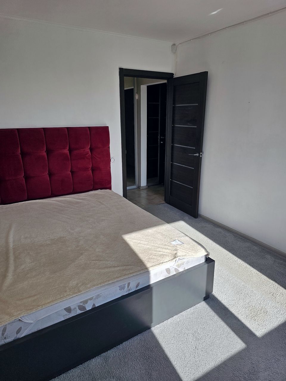 Продажа 4-комнатной квартиры 84 м², Донецкое шоссе, 15