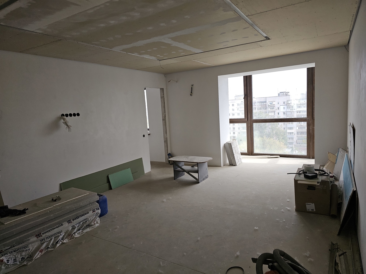 Продажа 3-комнатной квартиры 72 м², Василия Тютюнника ул., 32