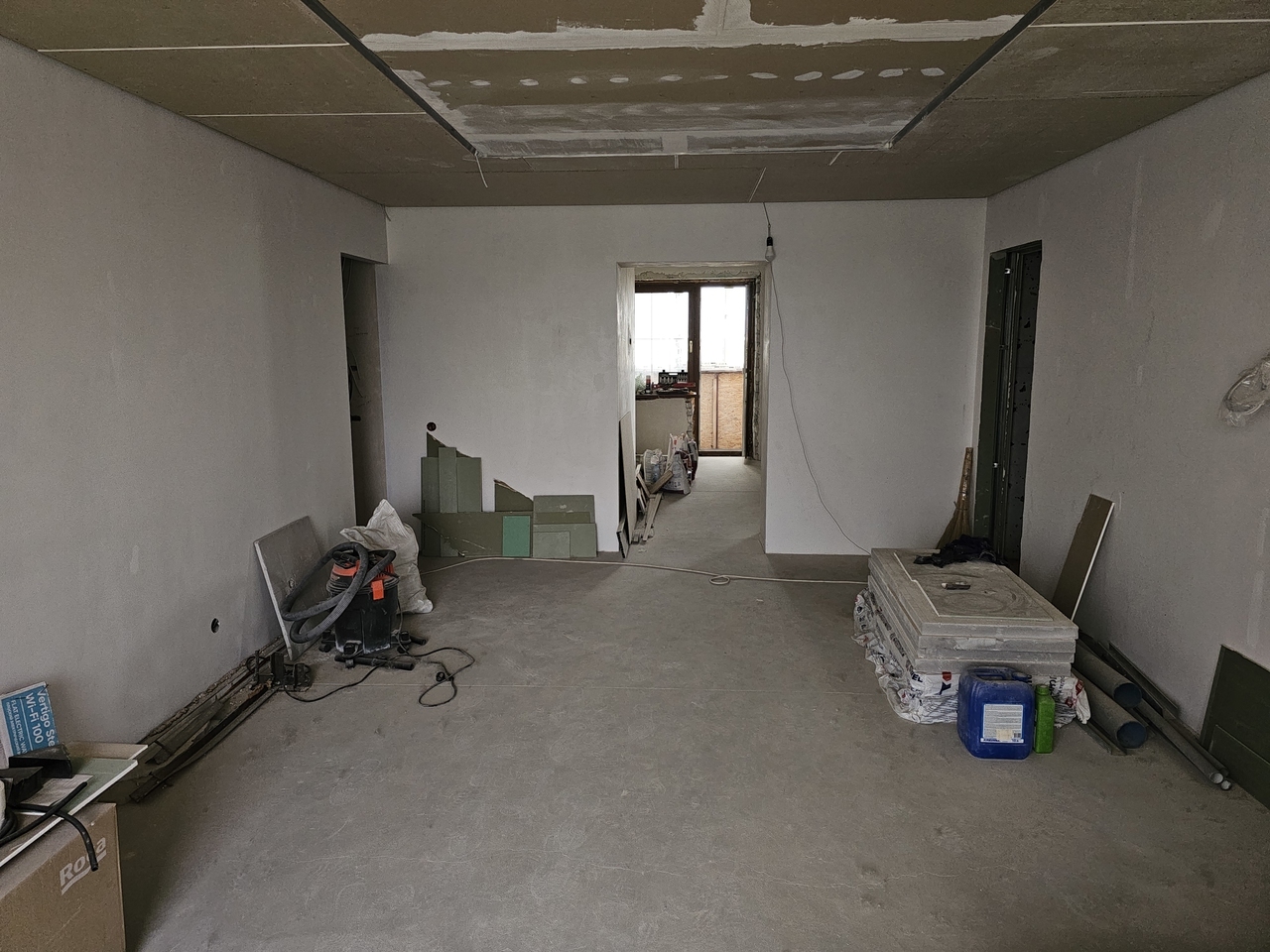 Продажа 3-комнатной квартиры 72 м², Василия Тютюнника ул., 32