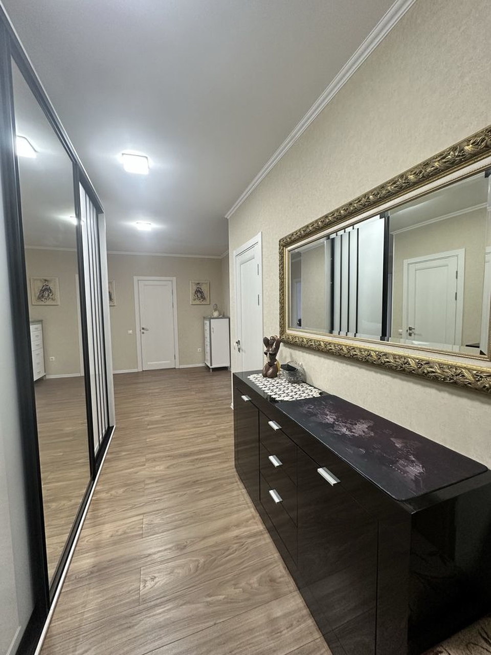 Продажа 3-комнатной квартиры 84 м²