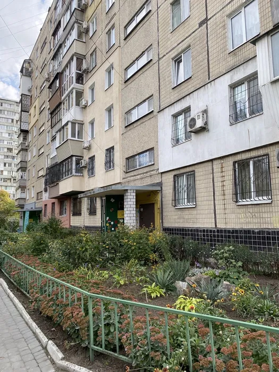 Продажа 3-комнатной квартиры 64 м², Маршала Малиновского ул., 38