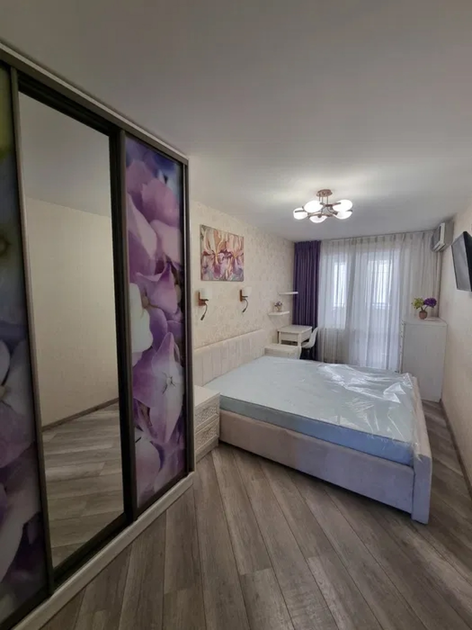 Продажа 3-комнатной квартиры 64 м², Маршала Малиновского ул., 38