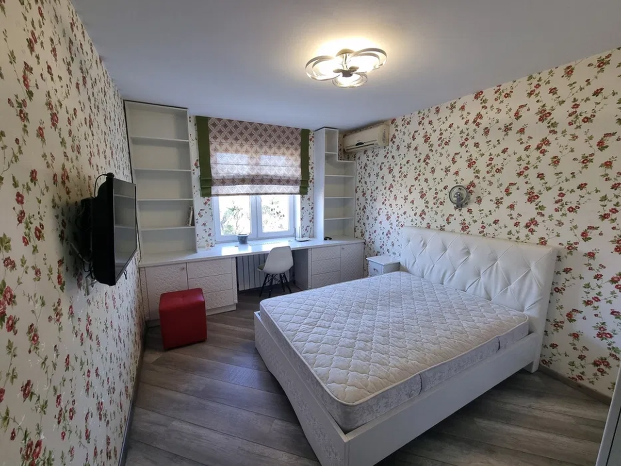 Продажа 3-комнатной квартиры 64 м², Маршала Малиновского ул., 38