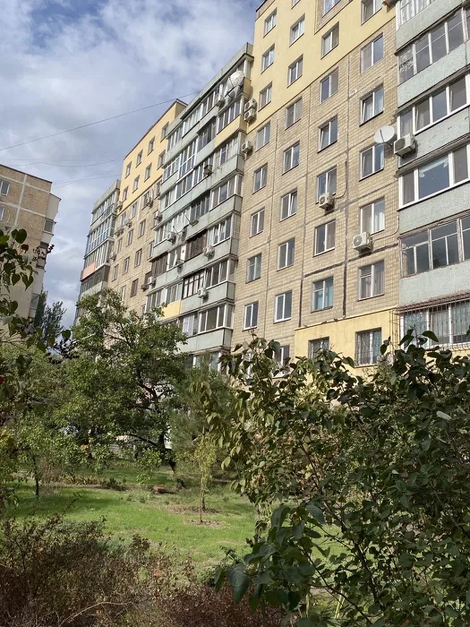 Продажа 3-комнатной квартиры 64 м², Маршала Малиновского ул., 38